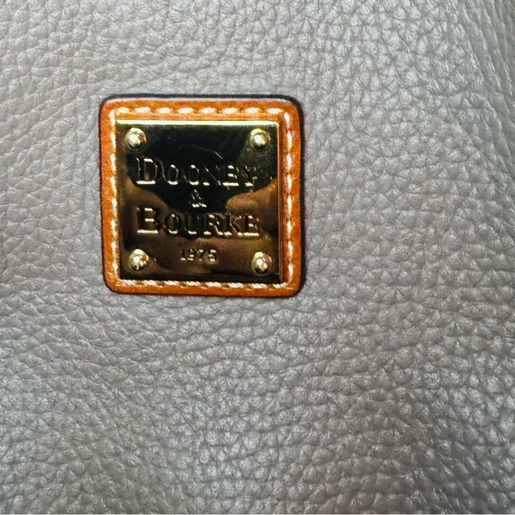 [Dooney & Bourke] Gray Pebble Grain Leather Barlow Satchel - Picture 3 of 13